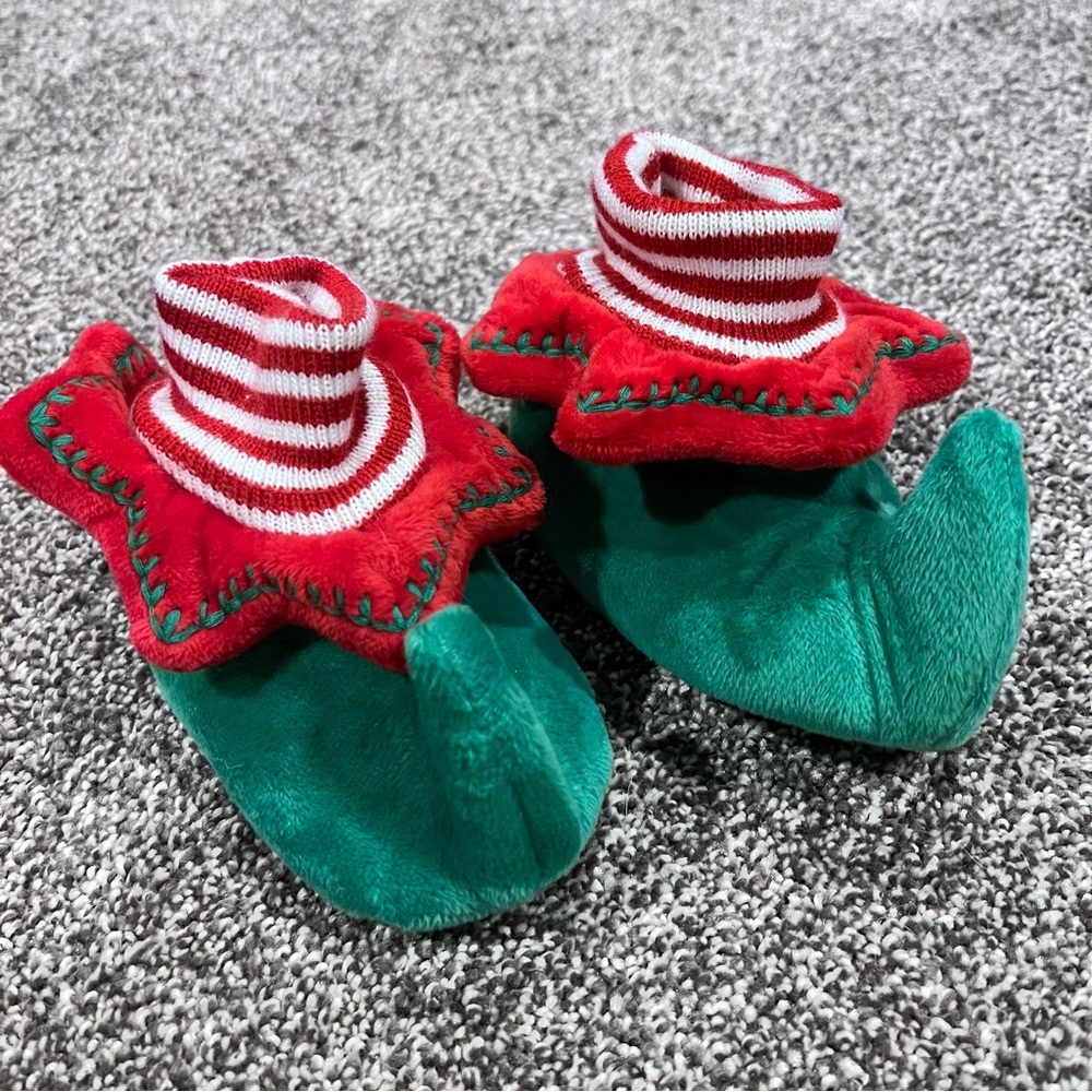 Koala Kids Elf slippers size 5/6